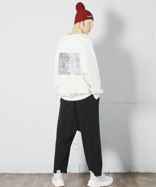 DEMARC(ドゥマーク)の「ワイドバギーフィットコーデュロイバンディングパンツブラック(スウェットパンツ・レディース・その他・MEDIUM/LARGE)」の1枚目の写真