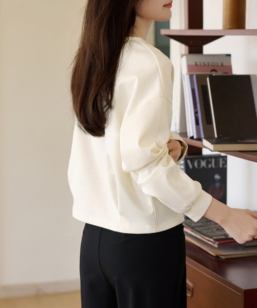 ONEP STAR（ワンピスター）の「ロゴ入りキーネックプルオーバー（Tシャツ/カットソー・レディース・オフホワイト・X-LARGE/LARGE/MEDIUM）」の3枚目の写真
