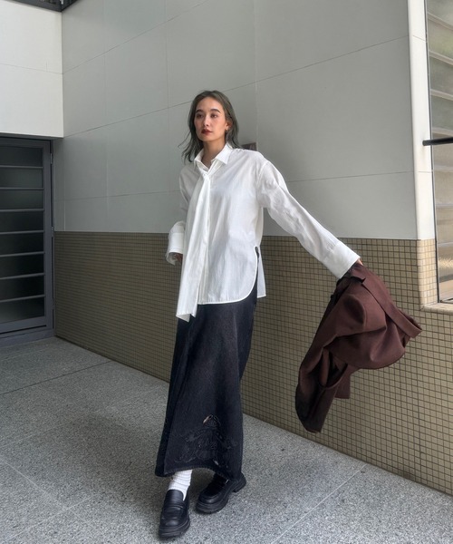 Ameri(アメリ)の「UND CUTWORK EMBROIDERY DENIM SKIRT(デニムスカート・レディース・インディゴブルー/ブラック・24inch/26inch/25inch)」の14枚目の写真