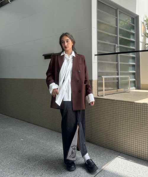 Ameri(アメリ)の「UND CUTWORK EMBROIDERY DENIM SKIRT(デニムスカート・レディース・インディゴブルー/ブラック・24inch/26inch/25inch)」の11枚目の写真