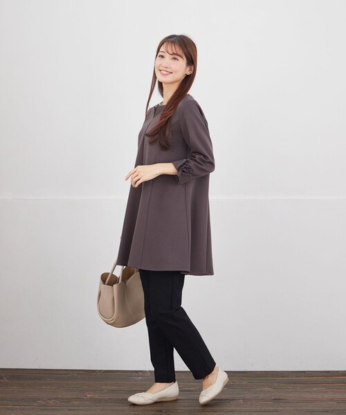 Tiaclasse(ティアクラッセ)の「袖リボンチュニック(シャツ/ブラウス・レディース・ネイビー/グレー/チャコールグレー・L/M/S)」の5枚目の写真