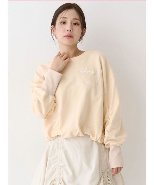 CALNAMUR(カルナムール)の「バックリボンスウェットトップス(スウェット・レディース・グレー/ブラック/イエロー・FREE)」の3枚目の写真