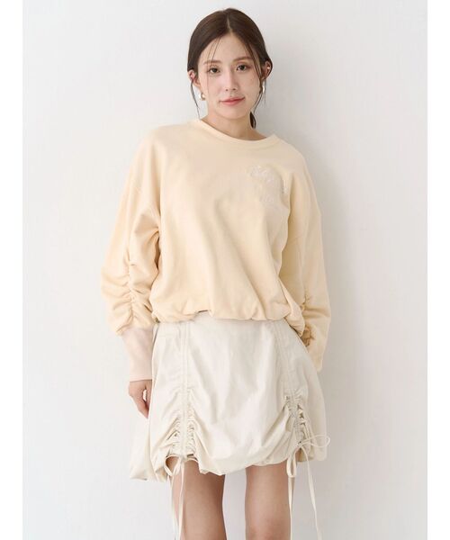 CALNAMUR(カルナムール)の「バックリボンスウェットトップス(スウェット・レディース・グレー/ブラック/イエロー・FREE)」の16枚目の写真