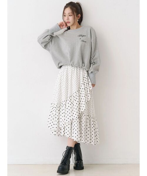 CALNAMUR(カルナムール)の「バックリボンスウェットトップス(スウェット・レディース・グレー/ブラック/イエロー・FREE)」の19枚目の写真