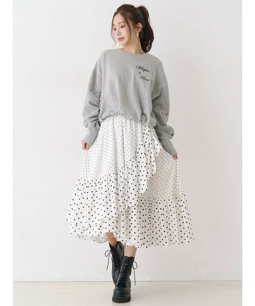 CALNAMUR(カルナムール)の「バックリボンスウェットトップス(スウェット・レディース・グレー/ブラック/イエロー・FREE)」の21枚目の写真