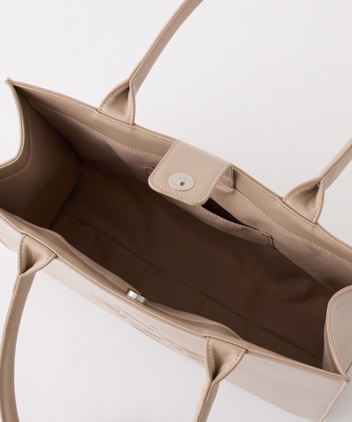 one after another NICE CLAUP（ワンアフターアナザーナイスクラップ）の「【WEB限定】NCエンボストートバッグ/A4サイズ対応（トートバッグ・レディース・ライトピンク/ブラック/アイボリー/ベージュ・FREE）」の13枚目の写真