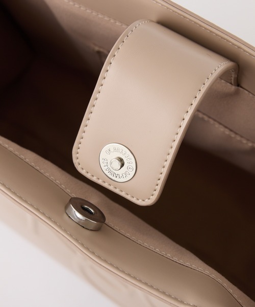 one after another NICE CLAUP（ワンアフターアナザーナイスクラップ）の「【WEB限定】NCエンボストートバッグ/A4サイズ対応（トートバッグ・レディース・ライトピンク/ブラック/アイボリー/ベージュ・FREE）」の14枚目の写真