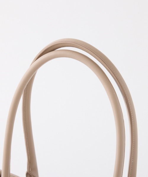 one after another NICE CLAUP（ワンアフターアナザーナイスクラップ）の「【WEB限定】NCエンボストートバッグ/A4サイズ対応（トートバッグ・レディース・ライトピンク/ブラック/アイボリー/ベージュ・FREE）」の17枚目の写真