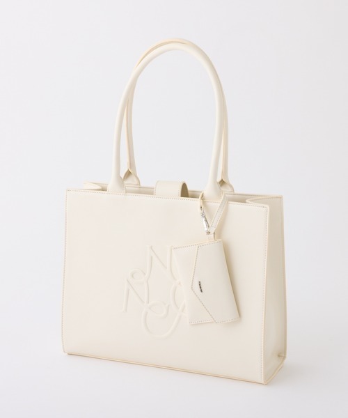 one after another NICE CLAUP（ワンアフターアナザーナイスクラップ）の「【WEB限定】NCエンボストートバッグ/A4サイズ対応（トートバッグ・レディース・ライトピンク/ブラック/アイボリー/ベージュ・FREE）」の7枚目の写真