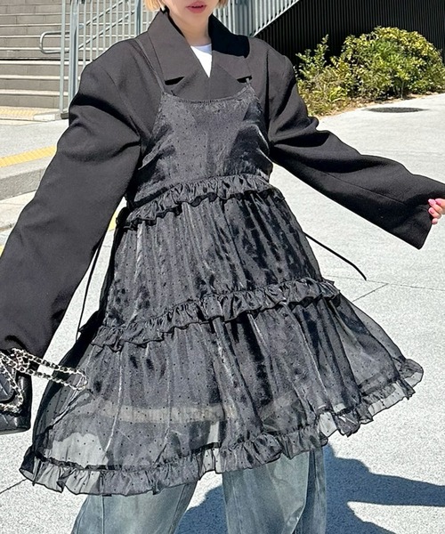Alley Tokyo（アリートーキョー）の「フリルティアードキャミワンピミニ（ワンピース・レディース・オフホワイト/イエロー/ホワイト/ピンク/ライム/ブラック系その他/ホワイト系その他・FREE）」の5枚目の写真