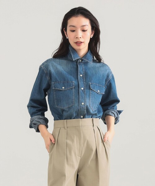 Demi-Luxe BEAMS(デミルクス ビームス)の「AK+1 / 8オンス ウォッシュド シャツ(シャツ/ブラウス・レディース・インディゴブルー/ホワイト・ONE SIZE)」の2枚目の写真