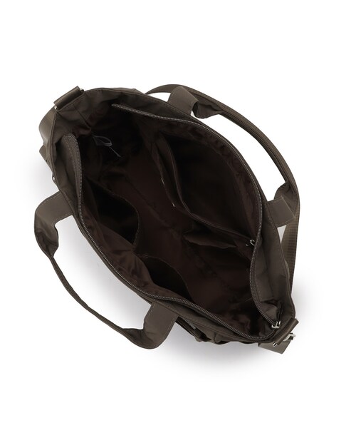 SHOO・LA・RUE（シューラルー）の「【撥水】12ポケットキャリーオントートバッグ（トートバッグ・レディース・ナチュラル/ブラック/ブラウン系・00）」の18枚目の写真