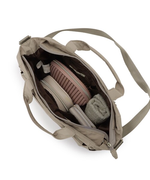 SHOO・LA・RUE（シューラルー）の「【撥水】12ポケットキャリーオントートバッグ（トートバッグ・レディース・ナチュラル/ブラック/ブラウン系・00）」の19枚目の写真