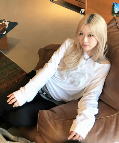 CHICKS(チックス)の「ノッティングヒル フェミニン ワンショルダー ロングスリーブ ホワイト(Tシャツ/カットソー・レディース・その他・FREE)」の5枚目の写真