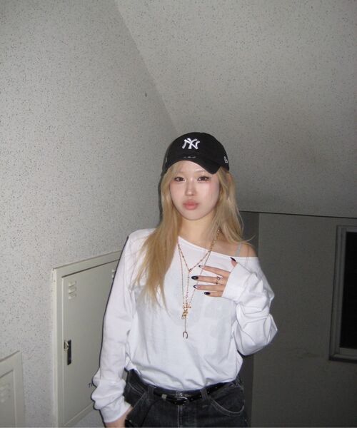 CHICKS(チックス)の「ノッティングヒル フェミニン ワンショルダー ロングスリーブ ホワイト(Tシャツ/カットソー・レディース・その他・FREE)」の20枚目の写真