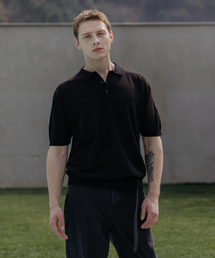 DECOROSO（デコローゾ）の「サマー クールタッチカラー 半袖ニット [ブラック]（ポロシャツ）」