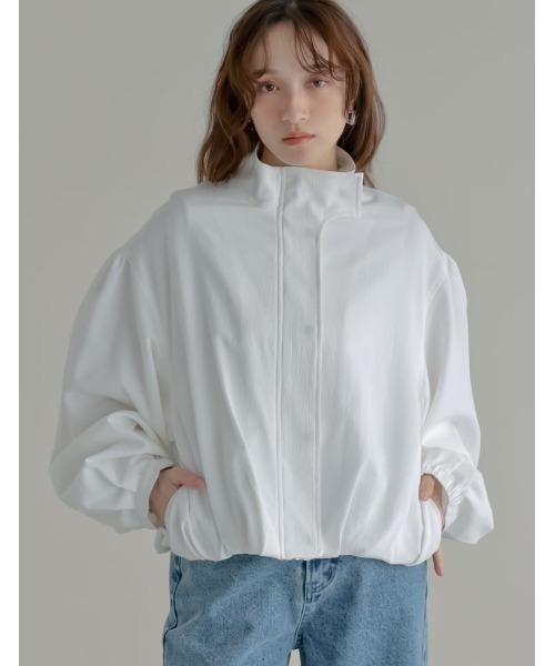 Re:EDIT（リエディ）の「[新色追加][2026S/S COLLECTION]無地orフロッキードット裾タックバルーンブルゾン（ブルゾン・レディース・ホワイト系その他/ブラック/カーキ/ホワイト/ベージュ・MEDIUM/LARGE）」の2枚目の写真