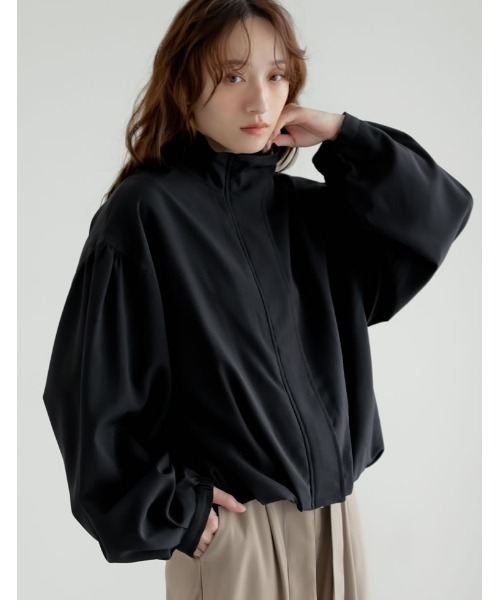 Re:EDIT（リエディ）の「[新色追加][2026S/S COLLECTION]無地orフロッキードット裾タックバルーンブルゾン（ブルゾン・レディース・ホワイト系その他/ブラック/カーキ/ホワイト/ベージュ・MEDIUM/LARGE）」の3枚目の写真