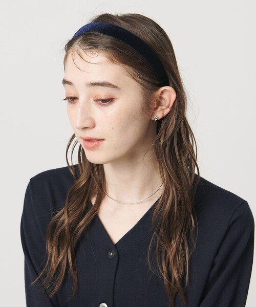 UNITED ARROWS（ユナイテッドアローズ）の「プレーン ヘッドバンド 23M（カチューシャ・レディース・ブラック/ネイビー・FREE）」の10枚目の写真