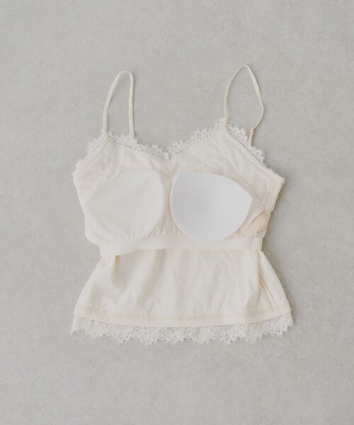 Chico(チコ)の「カップ付き総レースキャミ(キャミソール・レディース・ホワイト系その他3/アイボリー・FREE)」の3枚目の写真