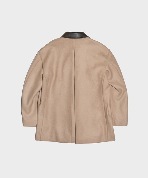 CONZ(コンズ)の「SHORT ZIP UP COAT(その他アウター・レディース・ブラック/ベージュ・1/2)」の16枚目の写真