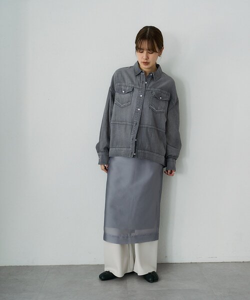 SHENERY（シーナリー）の「シアーデニムシャツ（シャツ/ブラウス・レディース・サックスブルー/グレー/ネイビー・FREE）」の8枚目の写真