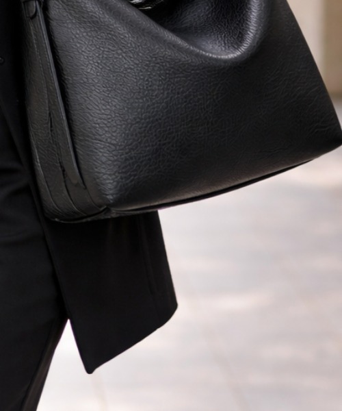 TIDEWAY（タイドウェイ）の「SENA SHOULDER（ショルダーバッグ・レディース・ブラック/ブラウン/グリーン・FREE）」の5枚目の写真