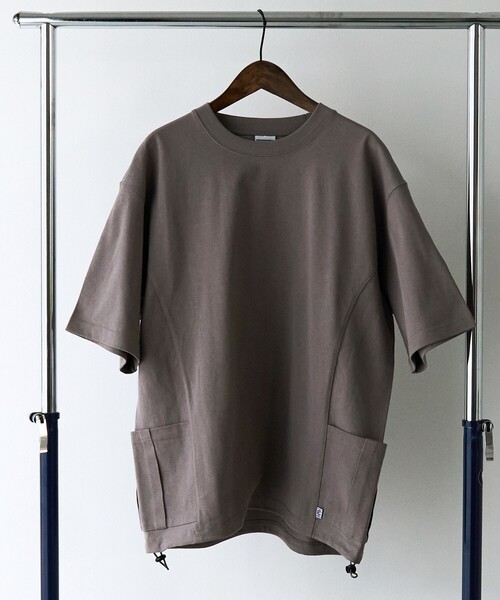 coen（コーエン）の「RepurヘビーコットンサイドポケットTシャツ【抗菌性、消臭性】（Tシャツ/カットソー・メンズ・ブラック/モカ/コバルトブルー/ホワイト・S/M/L/XL）」の3枚目の写真
