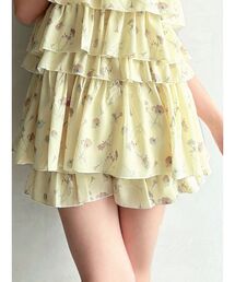 レディースのパンツ（イエロー/黄色系・ショート・ひざ上丈