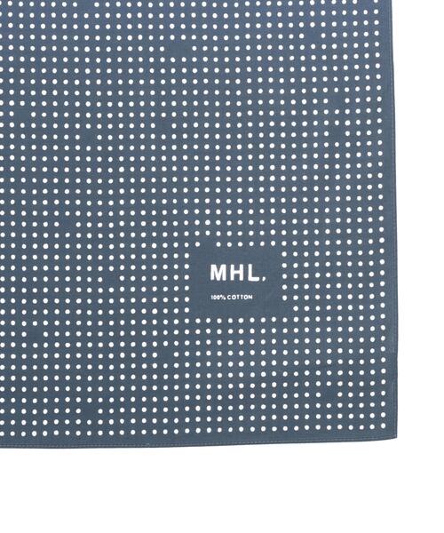 MHL.(エムエイチエル)の「VINTAGE SPOTS SCARF(ストール/ショール・レディース・ブルー/ブラック・FREE)」の11枚目の写真