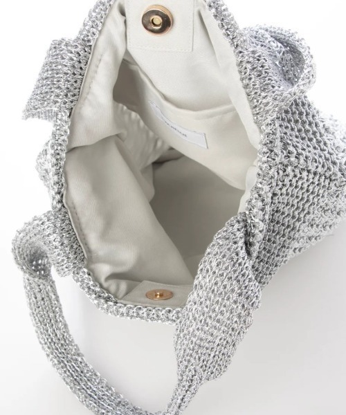 CACHELLIE（カシェリエ）の「METALLIC FLAT TOTE（トートバッグ・レディース・ゴールド/シルバー・FREE）」の6枚目の写真