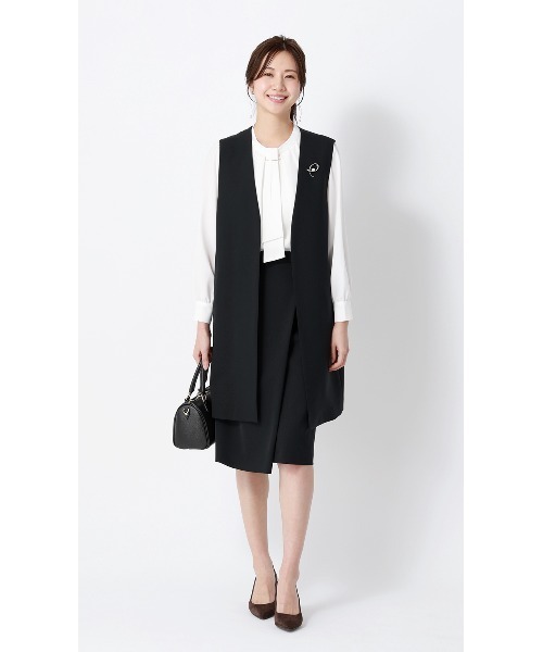 AOYAMA(アオヤマ)の「抜群の着回し力と機能性が魅力「名品シリーズ」ラップ風タイトスカート【セットアップ着用可】(スーツスカート・レディース・ベージュ/ネイビー・13号/11号/9号/7号/5号/15号)」の19枚目の写真