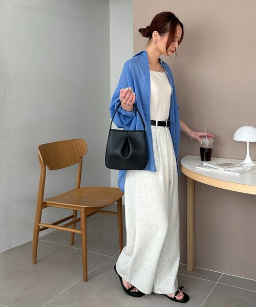 DISCOAT（ディスコート）の「フロントタックミニバッグ（ハンドバッグ・レディース・ブラック/キャメル・FREE）」の8枚目の写真