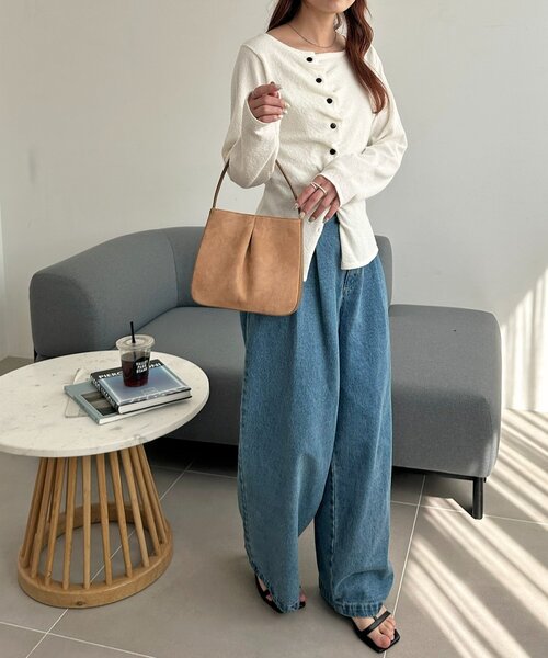 DISCOAT（ディスコート）の「フロントタックミニバッグ（ハンドバッグ・レディース・ブラック/キャメル・FREE）」の11枚目の写真