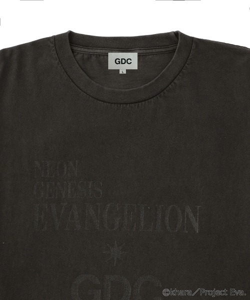 GDC(ジーディーシー)の「【GDC×EVANGELION】The Pilot Long Sleeve Tee(Tシャツ/カットソー・メンズ・チャコール・SMALL/MEDIUM/LARGE/X-LARGE)」の4枚目の写真