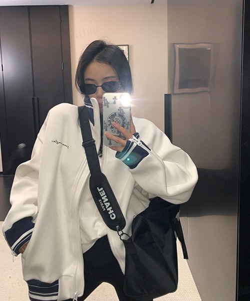 Dalfwin（ダールフィン）の「韓国ファッション ricake配色デザインラベル付き袖ジップトラックジャケット（その他アウター・レディース・グレー/ホワイト・FREE）」の19枚目の写真