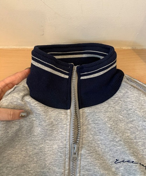 Dalfwin（ダールフィン）の「韓国ファッション ricake配色デザインラベル付き袖ジップトラックジャケット（その他アウター・レディース・グレー/ホワイト・FREE）」の5枚目の写真