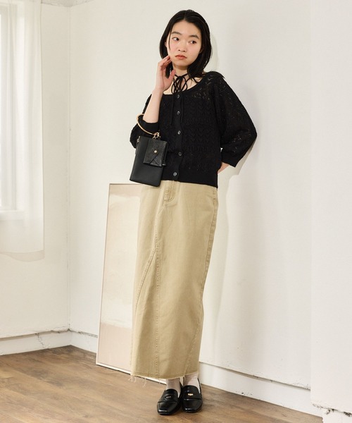 mysty woman（ミスティウーマン）の「ホルターネックカップINキャミ2 666269（キャミソール・レディース・ダークグリーン/アイボリー/ブラック・FREE）」の4枚目の写真