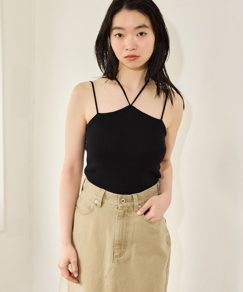 mysty woman（ミスティウーマン）の「ホルターネックカップINキャミ2 666269（キャミソール・レディース・ダークグリーン/アイボリー/ブラック・FREE）」の12枚目の写真