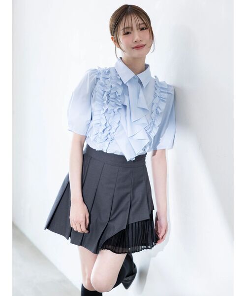 MERCURYDUO（マーキュリーデュオ）の「異素材切替プリーツミニスカパン（スカート・レディース・チャコールグレー/ベージュ・MEDIUM/SMALL）」の5枚目の写真