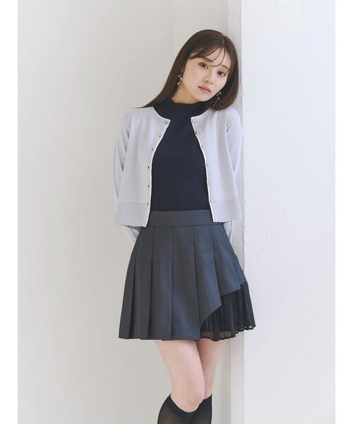 MERCURYDUO（マーキュリーデュオ）の「異素材切替プリーツミニスカパン（スカート・レディース・チャコールグレー/ベージュ・MEDIUM/SMALL）」の9枚目の写真