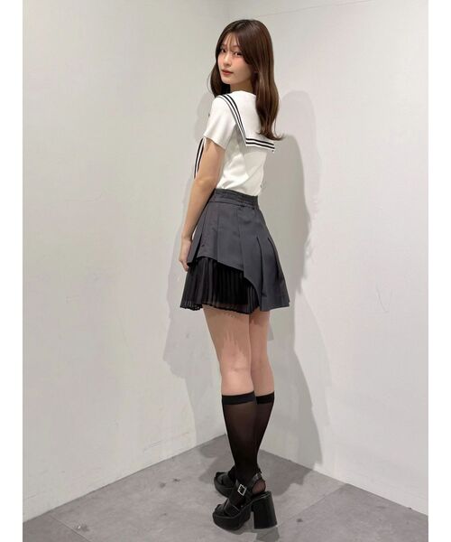 MERCURYDUO（マーキュリーデュオ）の「異素材切替プリーツミニスカパン（スカート・レディース・チャコールグレー/ベージュ・MEDIUM/SMALL）」の18枚目の写真