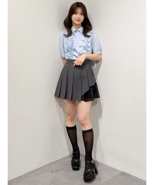 MERCURYDUO（マーキュリーデュオ）の「異素材切替プリーツミニスカパン（スカート・レディース・チャコールグレー/ベージュ・MEDIUM/SMALL）」の22枚目の写真