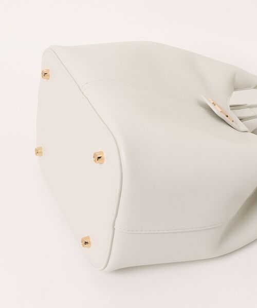 HIMIKO(ヒミコ)の「【HIMIKO】シグネチャーハンドバッグ/661181(ショルダーバッグ・レディース・アイボリー/ブラック/グリーン・FREE)」の11枚目の写真