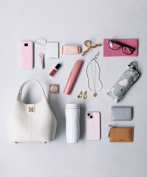 HIMIKO(ヒミコ)の「【HIMIKO】シグネチャーハンドバッグ/661181(ショルダーバッグ・レディース・アイボリー/ブラック/グリーン・FREE)」の16枚目の写真