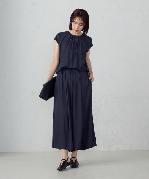 COMME CA ISM（コムサイズム）の「ゆるっとろみ スカ－チョ/セットアップ対応（その他パンツ・レディース・カーキ/ネイビー/ベージュ・MEDIUM/LARGE）」の5枚目の写真