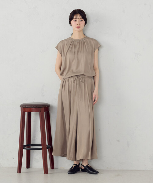 COMME CA ISM（コムサイズム）の「ゆるっとろみ スカ－チョ/セットアップ対応（その他パンツ・レディース・カーキ/ネイビー/ベージュ・MEDIUM/LARGE）」の8枚目の写真