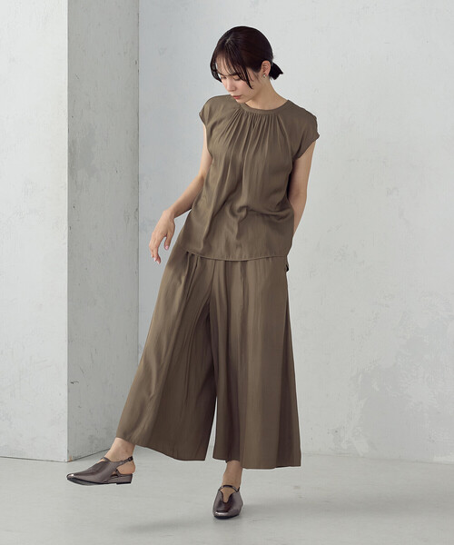 COMME CA ISM（コムサイズム）の「ゆるっとろみ スカ－チョ/セットアップ対応（その他パンツ・レディース・カーキ/ネイビー/ベージュ・MEDIUM/LARGE）」の13枚目の写真