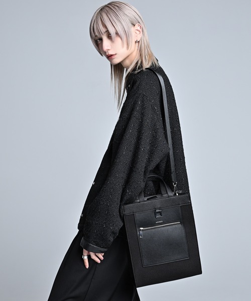 ADRER(アドラー)の「ADRER The tote bag Ver.2 / ADRER ザ トートバッグ Ver.2(トートバッグ・メンズ・ブラック/グレー・FREE)」の4枚目の写真