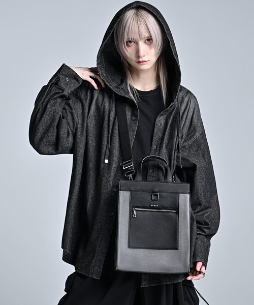 ADRER(アドラー)の「ADRER The tote bag Ver.2 / ADRER ザ トートバッグ Ver.2(トートバッグ・メンズ・ブラック/グレー・FREE)」の8枚目の写真